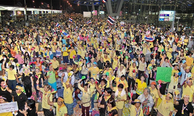 ศาลแพ่งสั่งพธม. ชดใช้522ล. คดียึดสนามบิน