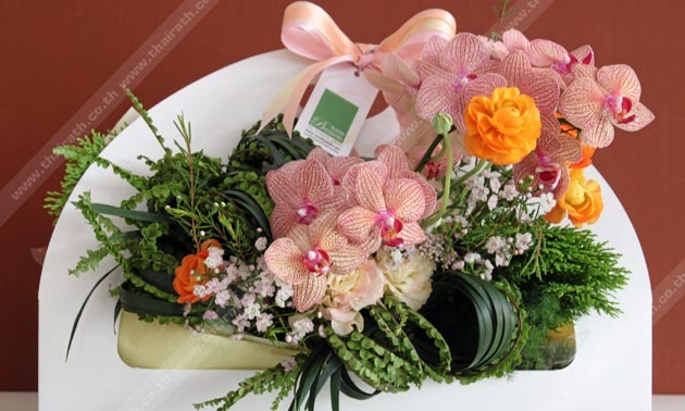 "เรือนบุษบา" เนรมิตดอกไม้สวยสะพรั่งในพริบตา