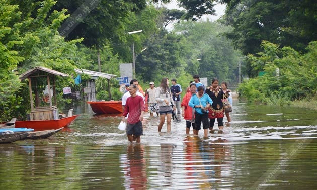 สิงห์บุรีสังเวยน้ำท่วมอีกศพ-เจ้าพระยาลงแล้ว20ซม.