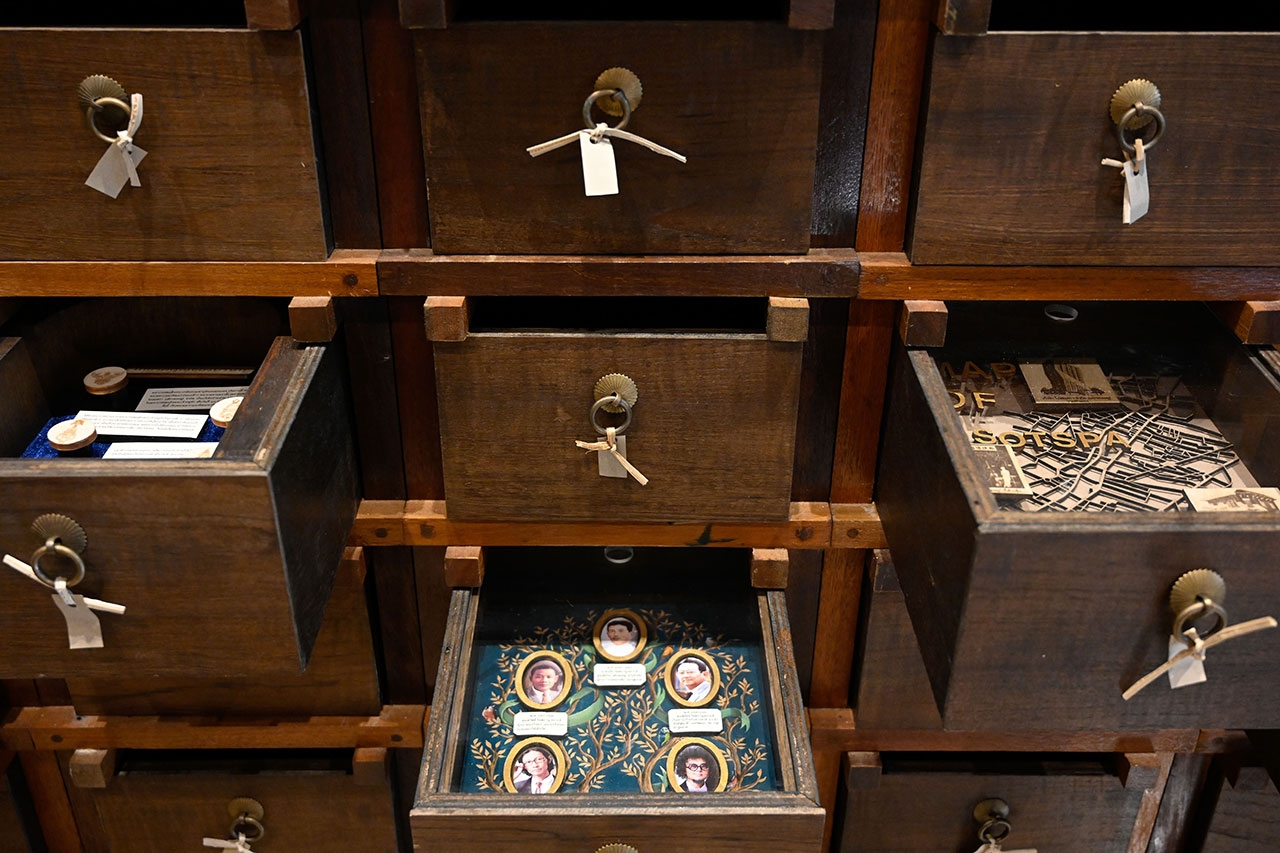 ตู้ยาย้อนประวัติศาสตร์