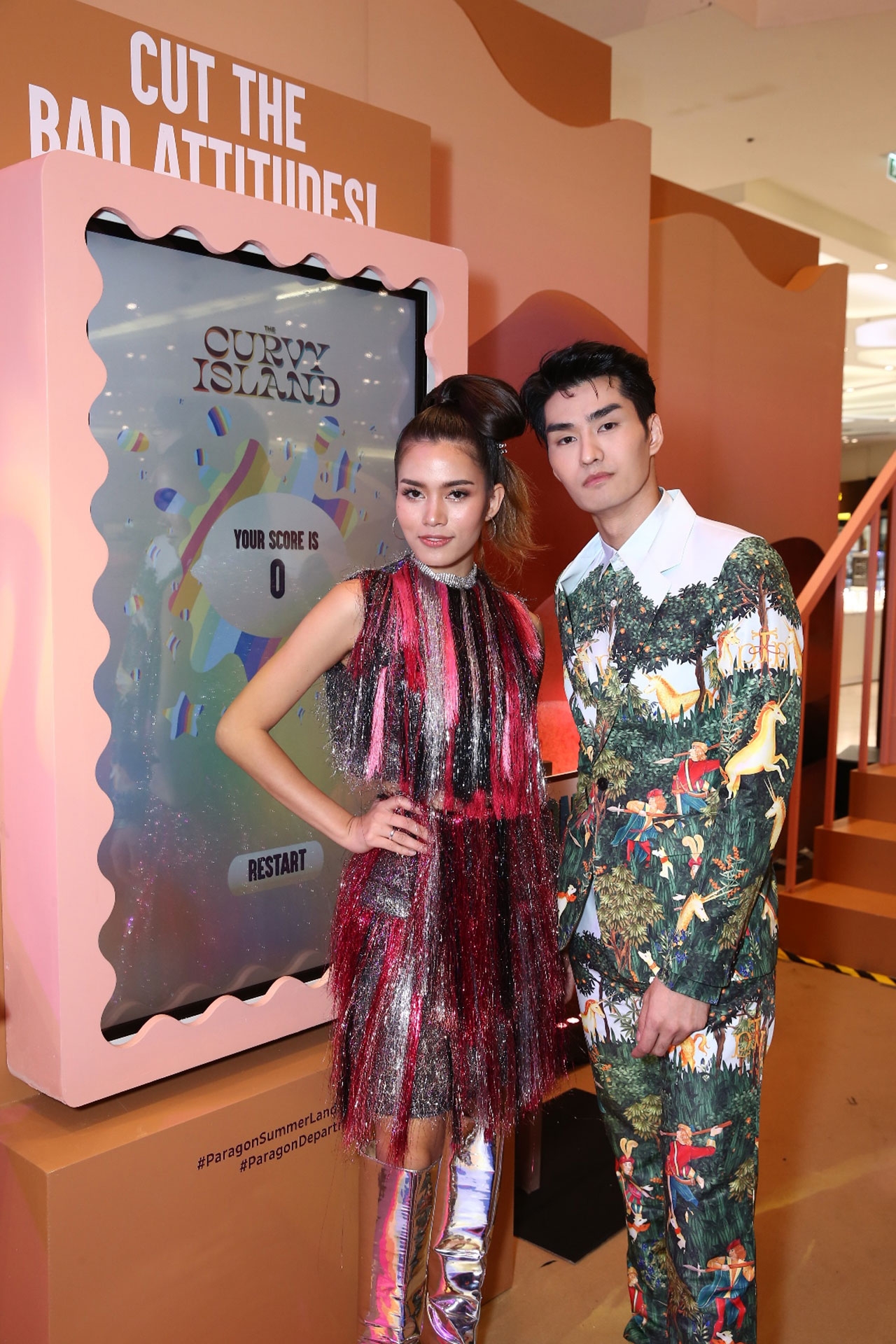 คุณติช่า-กันติชา ชุมมะ และคุณเต๋อ-รัฐนันท์ จรรยาจิรวงศ์