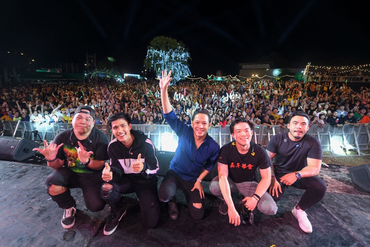 วง Cocktail ขอเซลฟี่กับชาวมูฟวี่ออนเดอะฮิลล์เป็นที่ระลึก