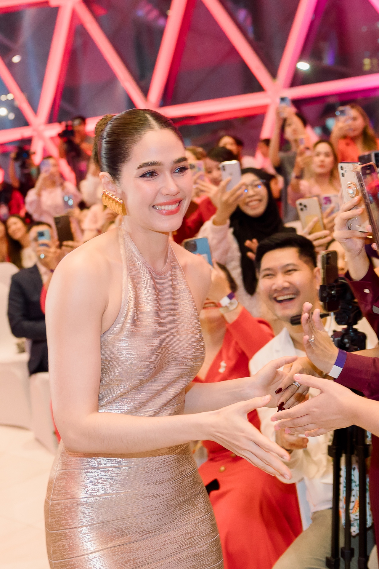 ชมพู่ อารยา เอ ฮาร์เก็ต