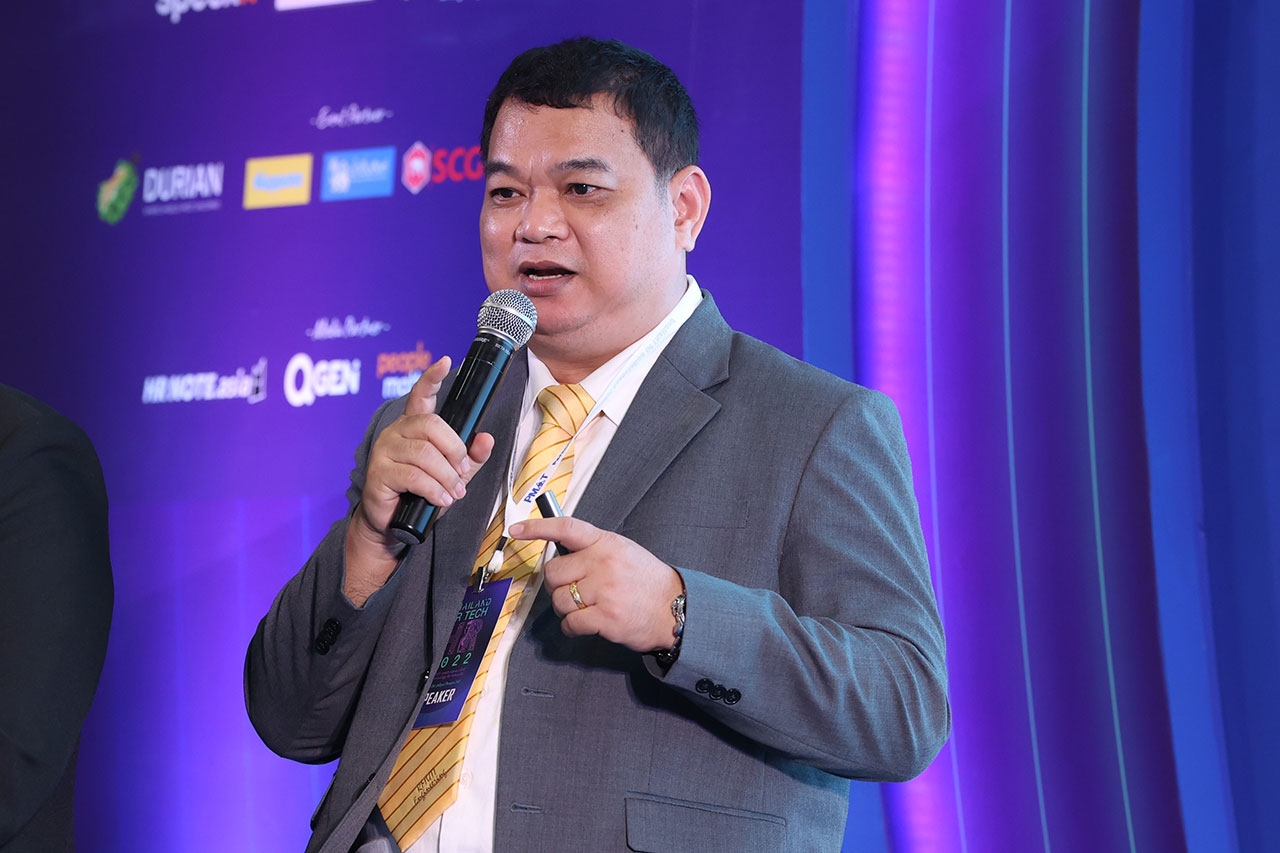 รศ.ดร.กฤษณ์ชนม์ ภูมิกิตติพิชญ์ รองอธิการบดีด้านวิชาการและวิจัย มหาวิทยาลัยเทคโนโลยีราชมงคลธัญบุรี