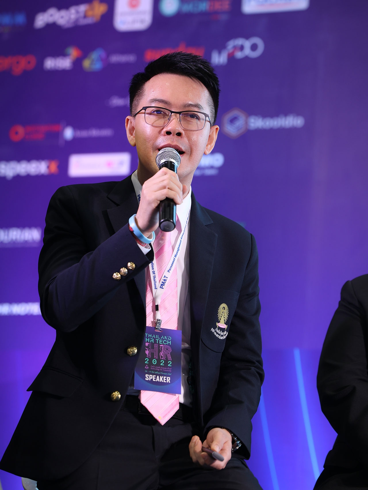 รศ.ดร.ยุทธนา ฉัพพรรณรัตน์ คณบดีบัณฑิตวิทยาลัย จุฬาลงกรณ์มหาวิทยาลัย