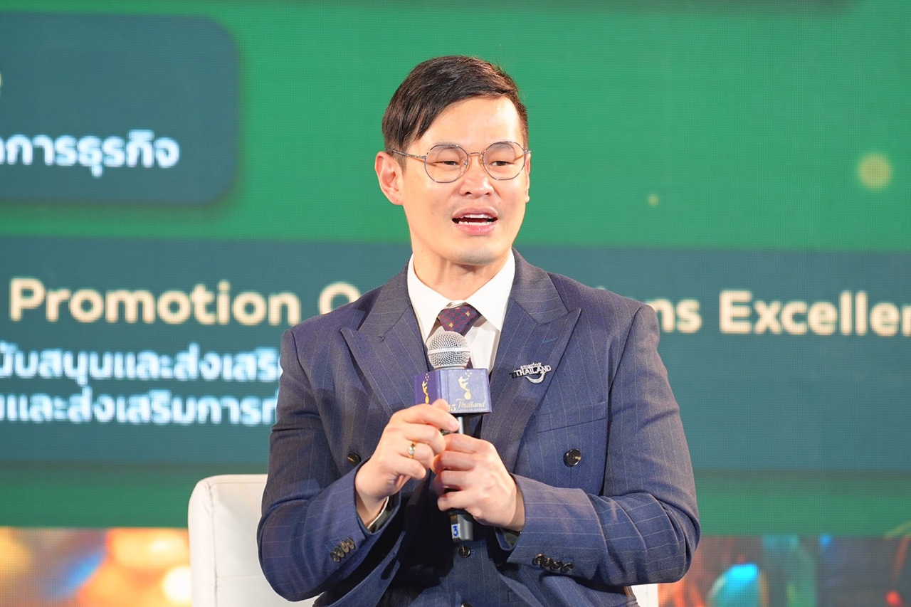 ผศ.ดร.เอกก์ ภทรธนกุล ประธานคณะกรรมการพิจารณาตัดสินรางวัลอุตสาหกรรมท่องเที่ยวไทย