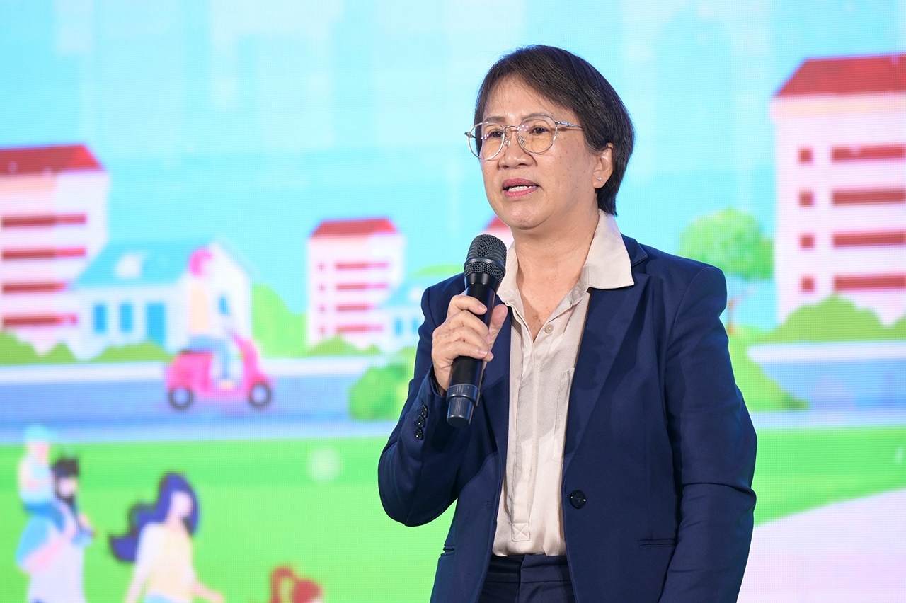 นางสวาท โกชุม นายกเทศมนตรีตำบลสันนาเม็ง อ.สันทราย จ.เชียงใหม่ 