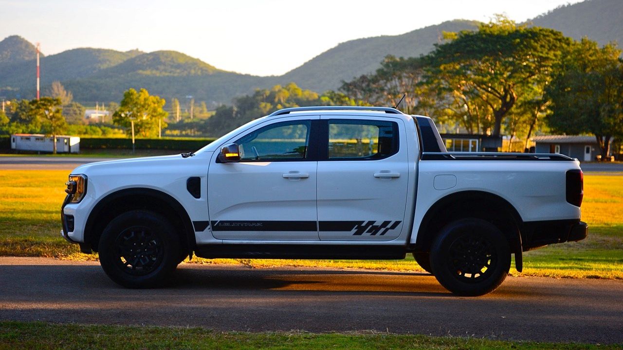 ทดสอบ Ford Ranger Wildtrak (Extra Pack) 2.0L Turbo 4x2 6AT สีขาว