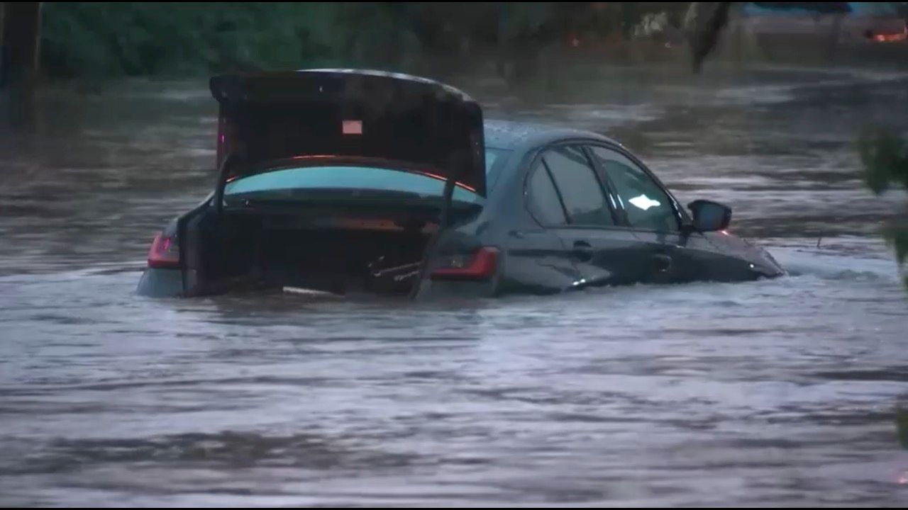 การฟื้นฟูรถยนต์หลังจากจมน้ำ