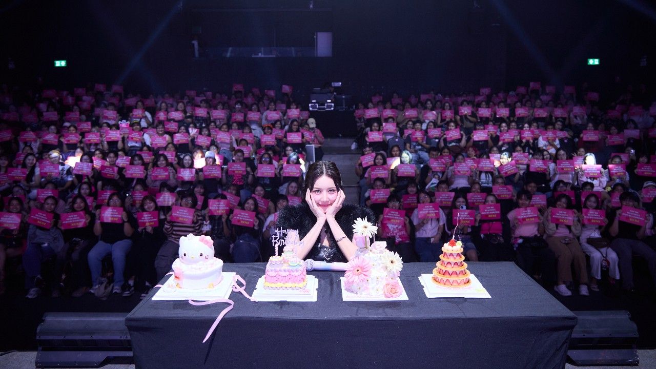 เบนซ์ ข้าวขวัญ จัดงานวันเกิดสุดอลังการ SHINE LOUD เต็มอิ่มกับแฟนคลับ