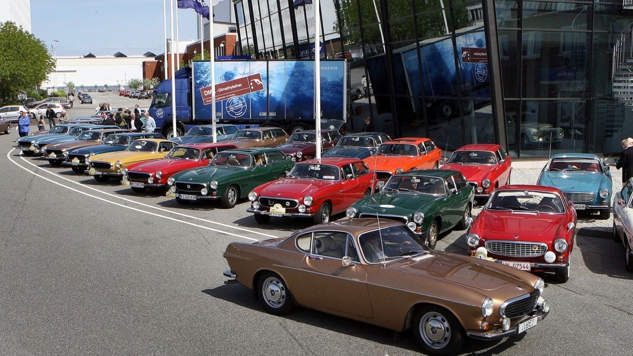 สถิติโลกใหม่! รถยนต์ Volvo P1800S วิ่งไกลกว่า 5.2 ล้านกิโลเมตร