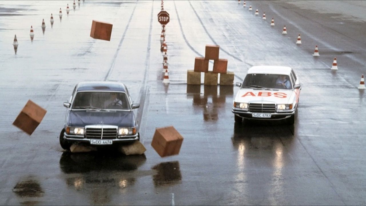 ประวัติศาสตร์ระบบเบรก ABS จุดเริ่มต้นความปลอดภัยในรถยนต์