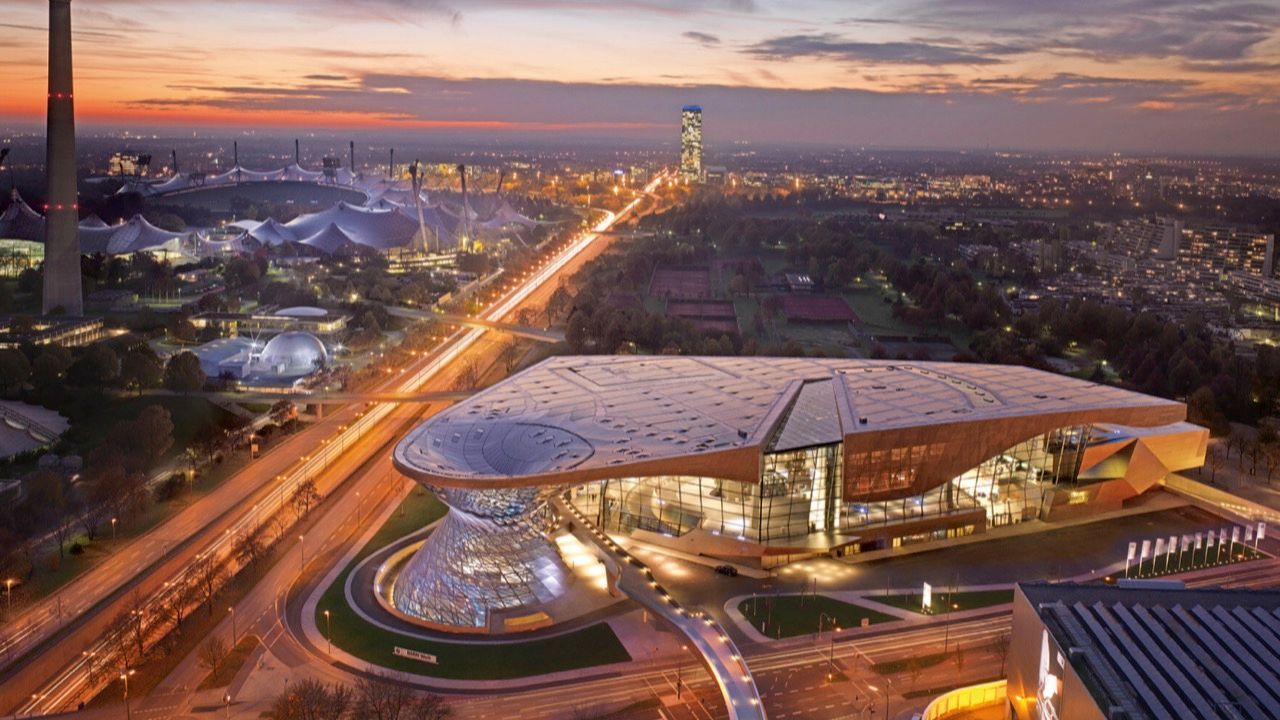 พลาดไม่ได้ถ้าไปมิวนิค BMW Welt ของดีประจำจังหวัด
