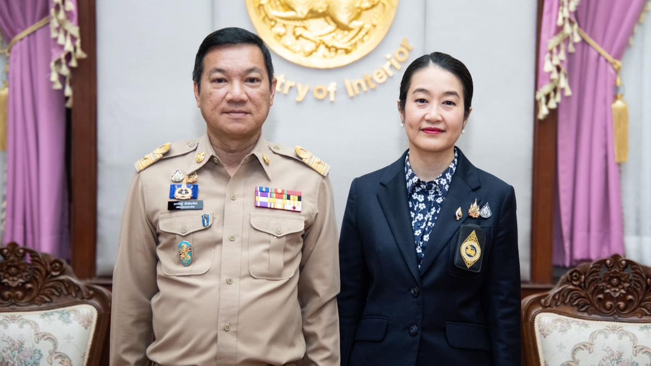 ประวัติ “มาดามต่าย” คู่ชีวิต “ปลัดป๊อป อรรษิษฐ์” ปลัดกระทรวงมหาดไทย