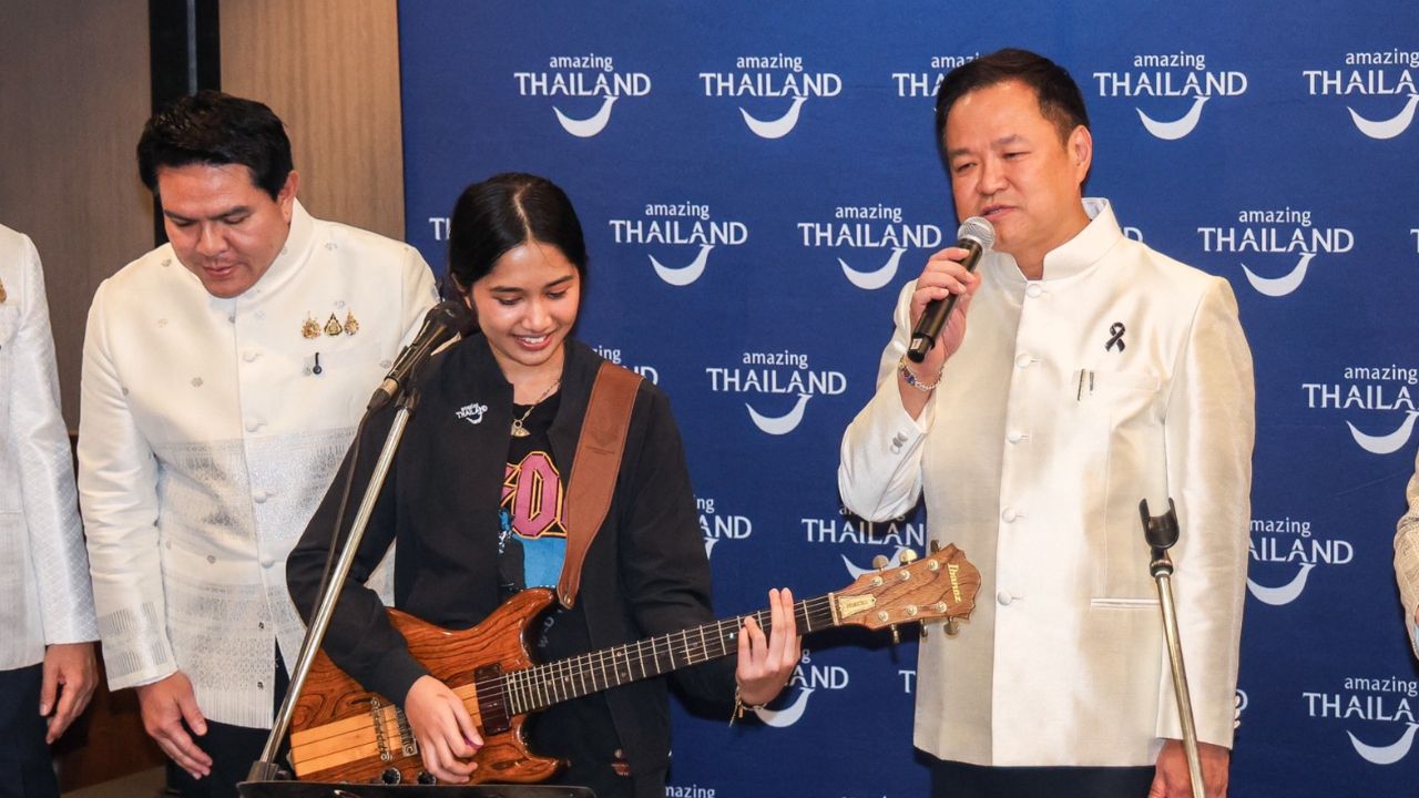นายกฯ นำทีมร่วมร้องเพลงกับ “น้องเนเน่” ส่งกำลังใจลุยเวที อเมริกาก็อตทาเลนต์ สร้างชื่อให้ประเทศ