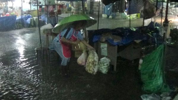 พายุฝนถล่ม อ.แก้งคร้อ จ.ชัยภูมิ
