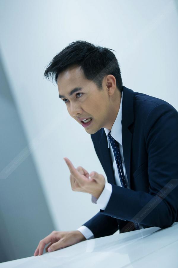 แววตามุ่งมั่น