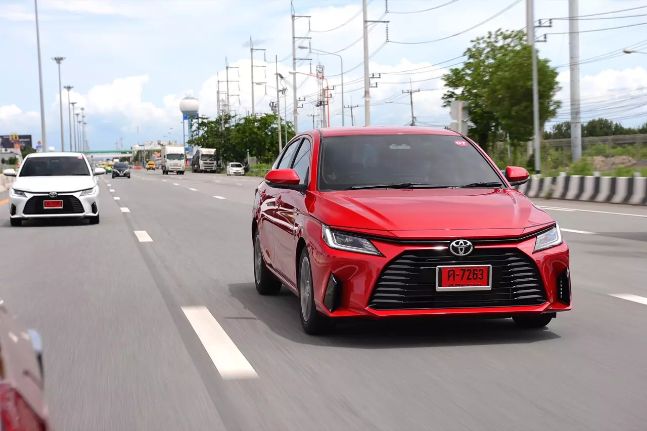ขับดีราคาโดน! ทดสอบ ALL NEW TOYOTA YARIS ATIV PREMIUM LUXURY หกแสนแก่ๆ คุณแม่อยากได้ 