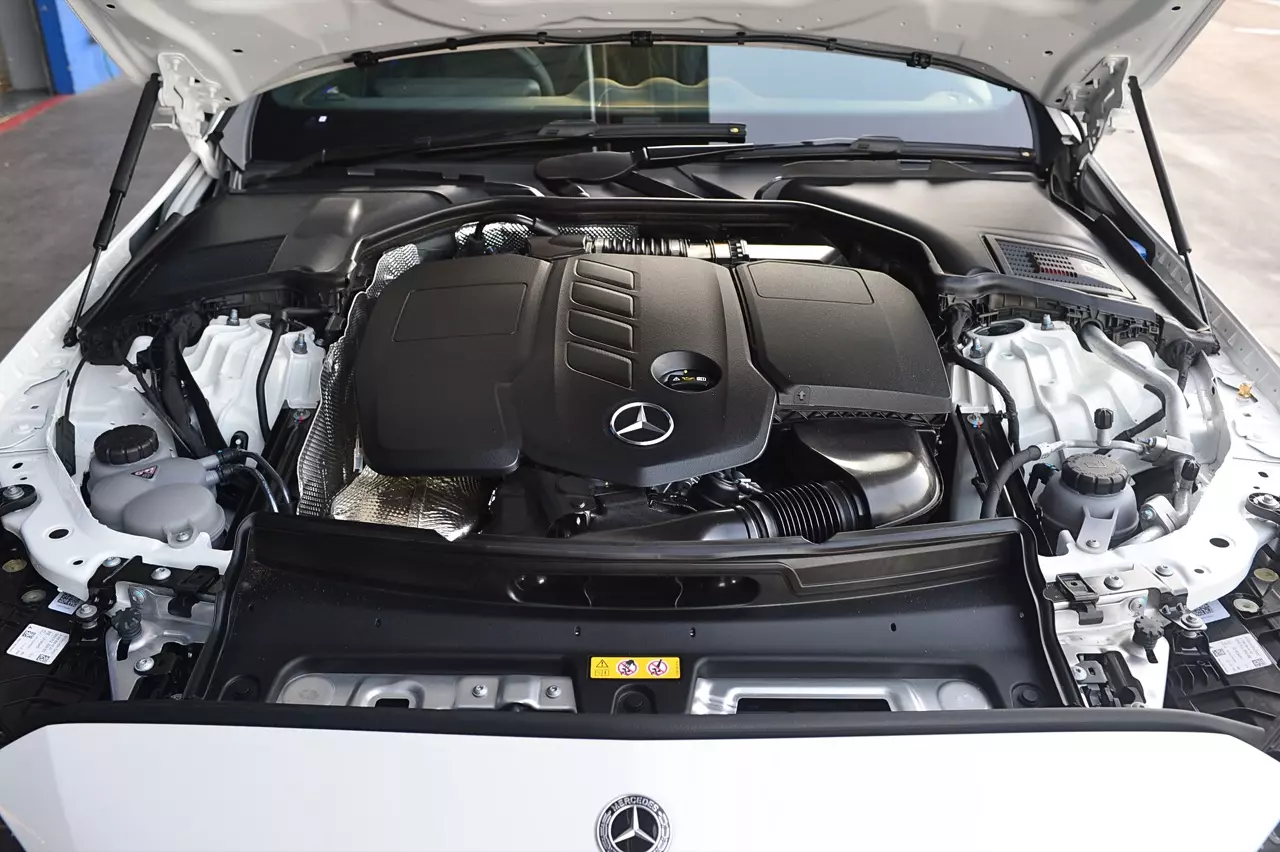ประกอบไทยราคาดีงาม MERCEDES-BENZ NEW C-CLASS C220D AMG DYNAMIC 