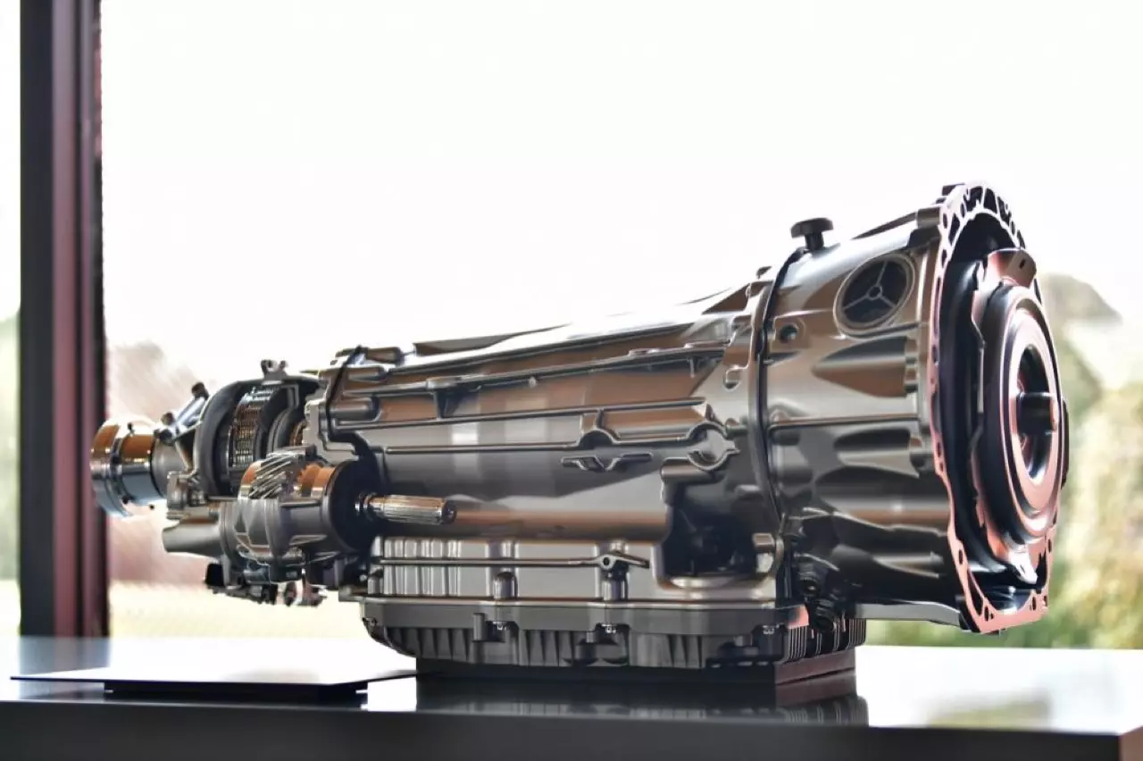 ประกอบไทยราคาดีงาม MERCEDES-BENZ NEW C-CLASS C220D AMG DYNAMIC 