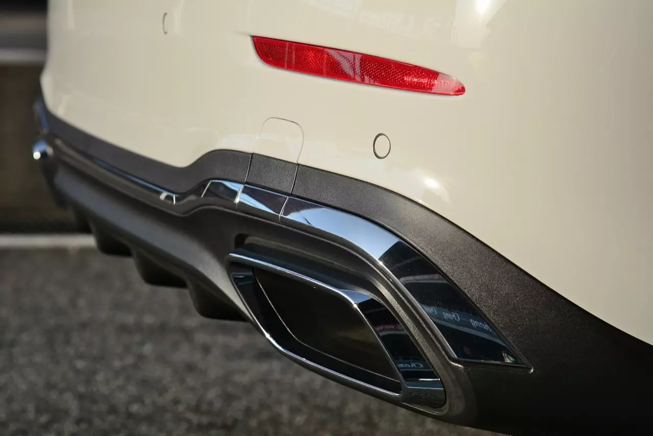 ประกอบไทยราคาดีงาม MERCEDES-BENZ NEW C-CLASS C220D AMG DYNAMIC 