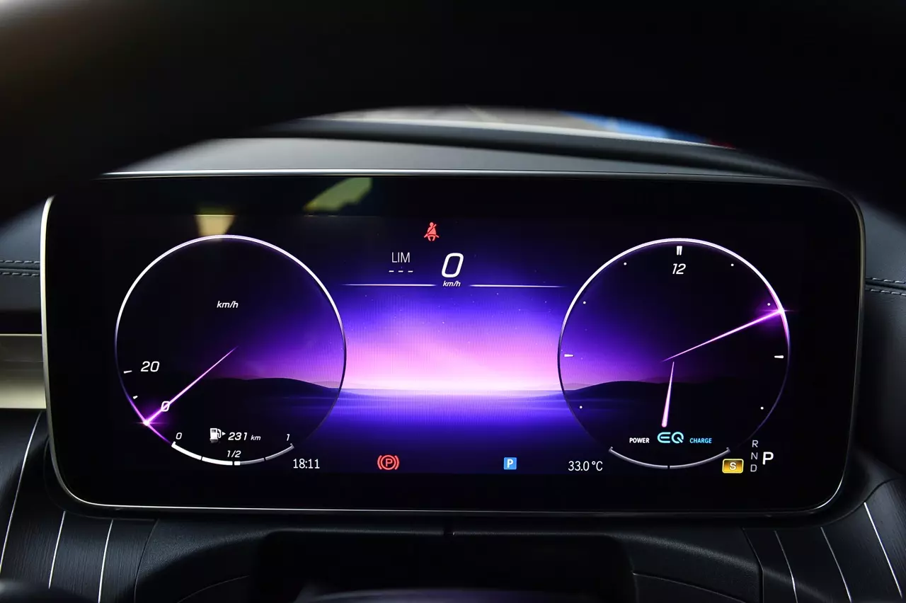 ประกอบไทยราคาดีงาม MERCEDES-BENZ NEW C-CLASS C220D AMG DYNAMIC 