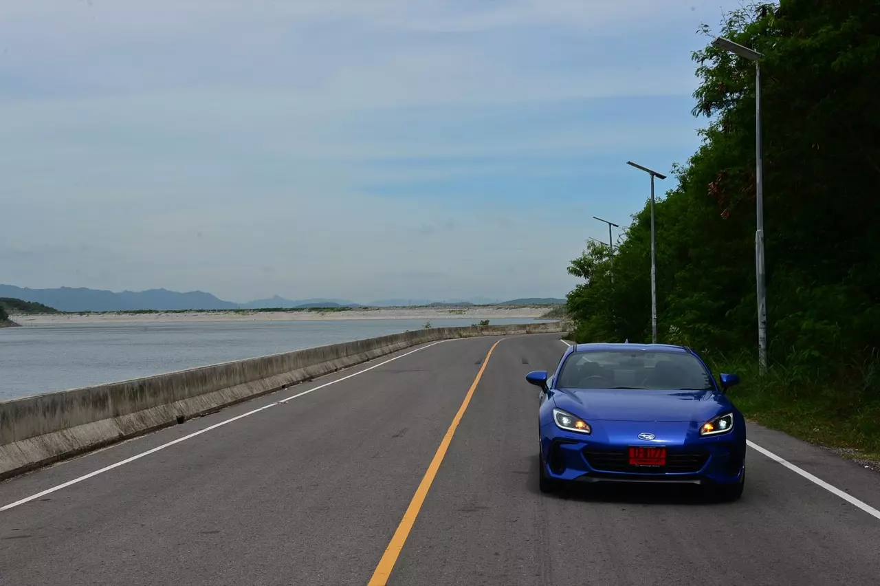 เล็กแต่ร้าย ทดสอบ SUBARU NEW BRZ EYESIGHT 6AT