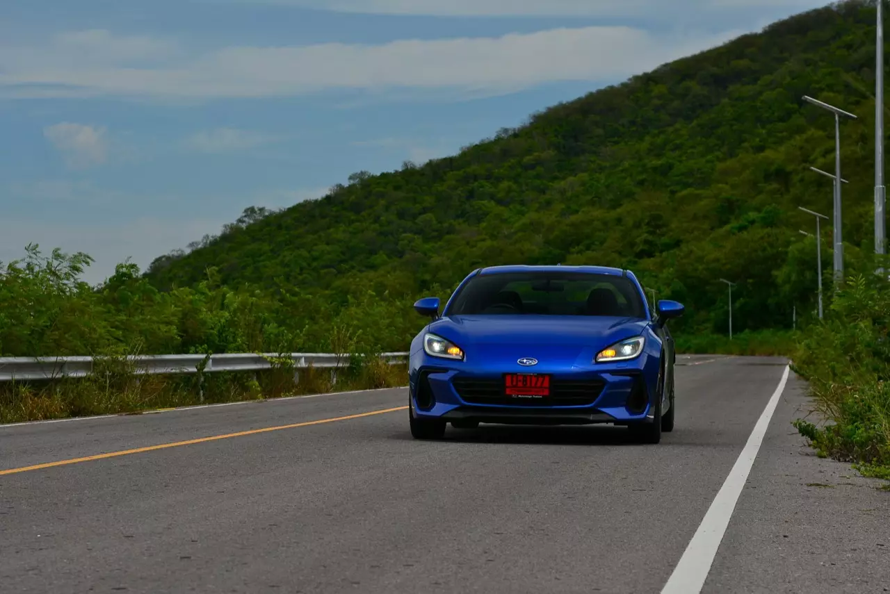 เล็กแต่ร้าย ทดสอบ SUBARU NEW BRZ EYESIGHT 6AT