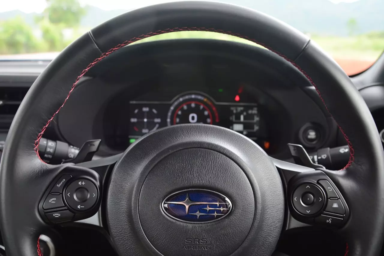 เล็กแต่ร้าย ทดสอบ SUBARU NEW BRZ EYESIGHT 6AT