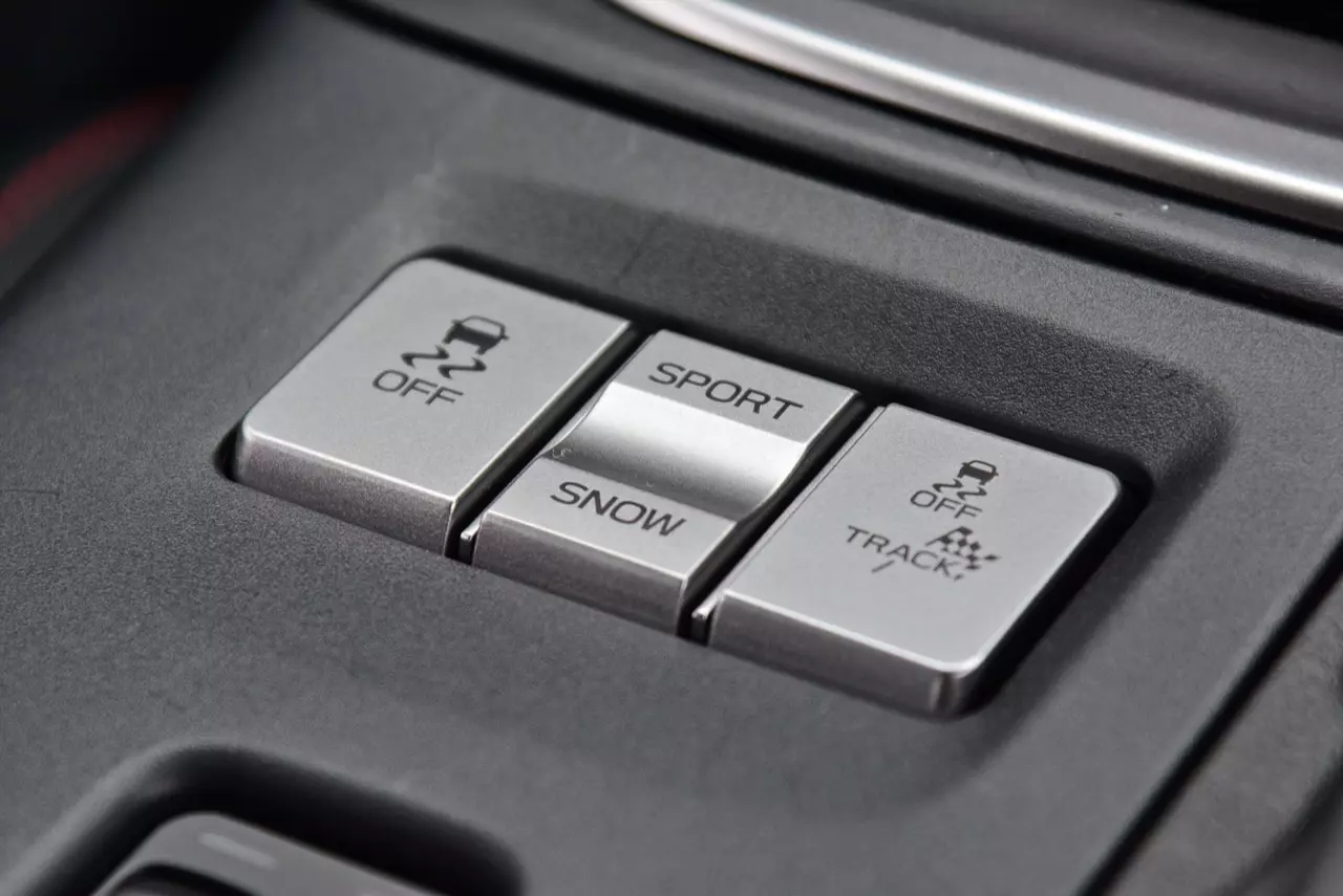 เล็กแต่ร้าย ทดสอบ SUBARU NEW BRZ EYESIGHT 6AT