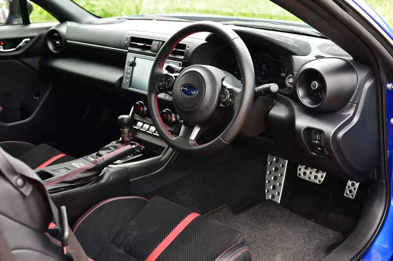 เล็กแต่ร้าย ทดสอบ SUBARU NEW BRZ EYESIGHT 6AT
