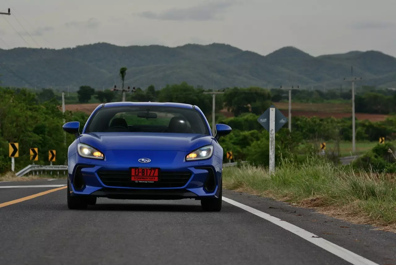 เล็กแต่ร้าย ทดสอบ SUBARU NEW BRZ EYESIGHT 6AT