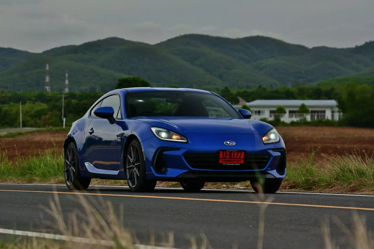เล็กแต่ร้าย ทดสอบ SUBARU NEW BRZ EYESIGHT 6AT