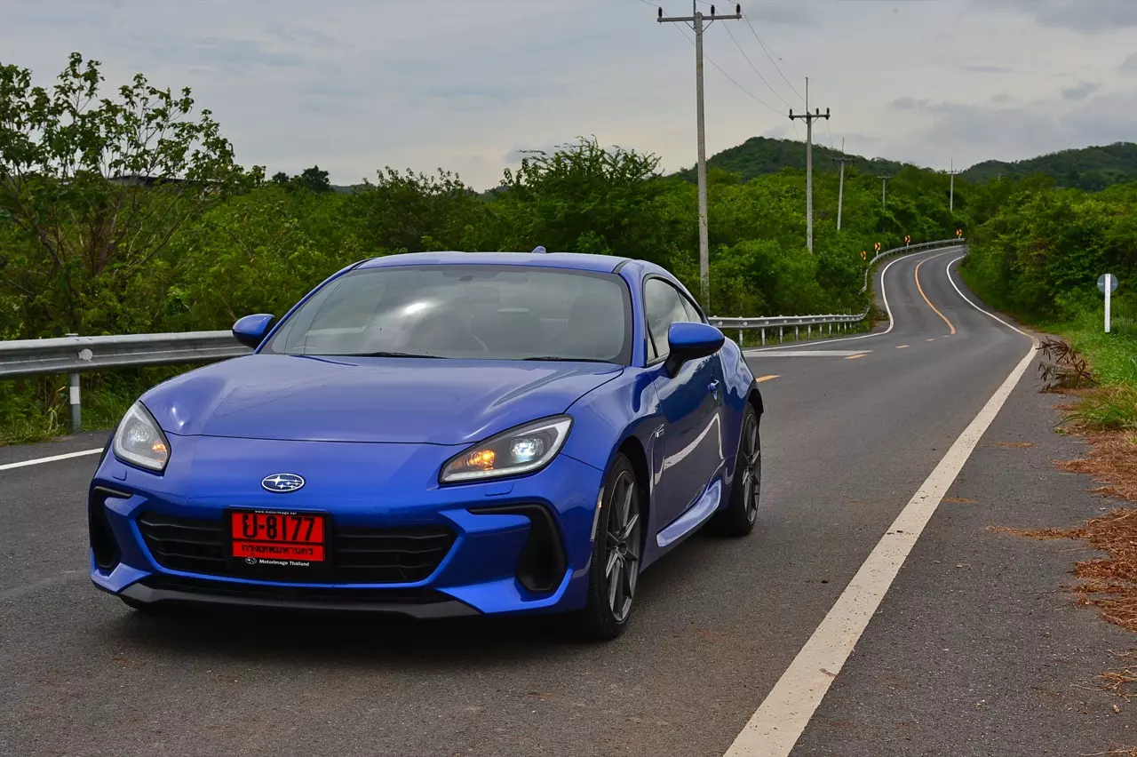 เล็กแต่ร้าย ทดสอบ SUBARU NEW BRZ EYESIGHT 6AT