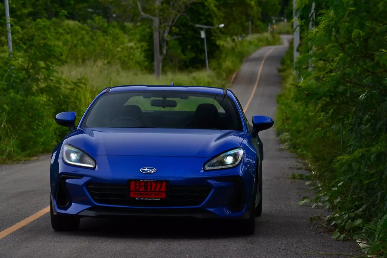เล็กแต่ร้าย ทดสอบ SUBARU NEW BRZ EYESIGHT 6AT
