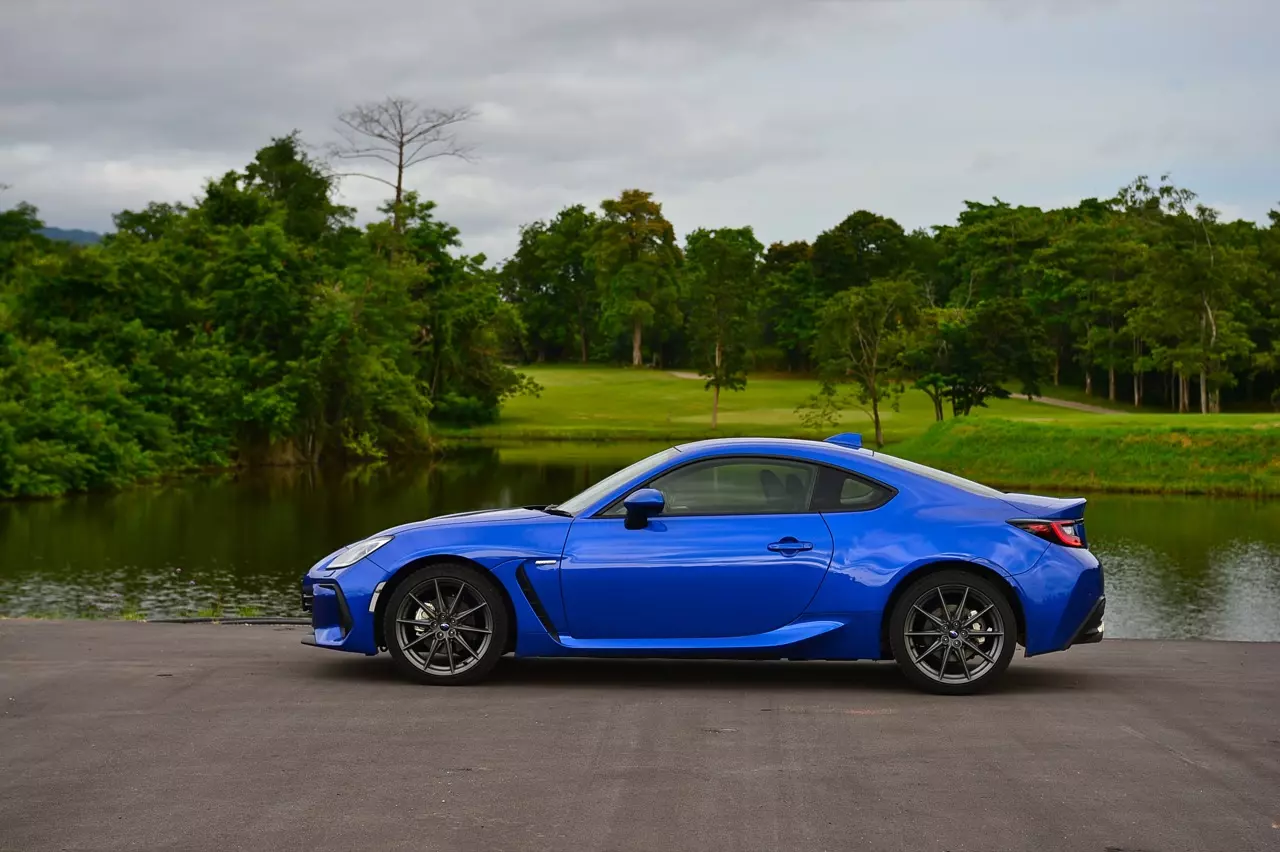 เล็กแต่ร้าย ทดสอบ SUBARU NEW BRZ EYESIGHT 6AT