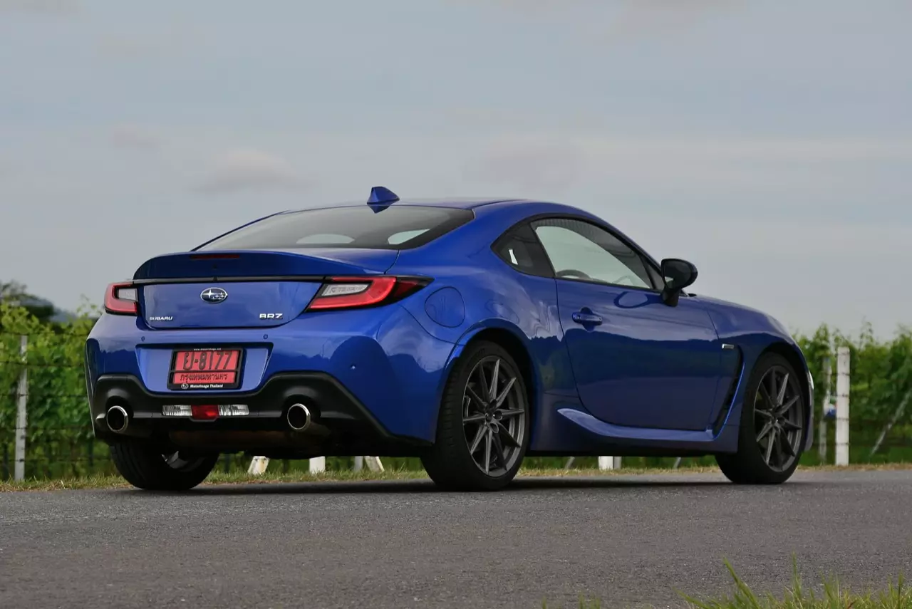 เล็กแต่ร้าย ทดสอบ SUBARU NEW BRZ EYESIGHT 6AT