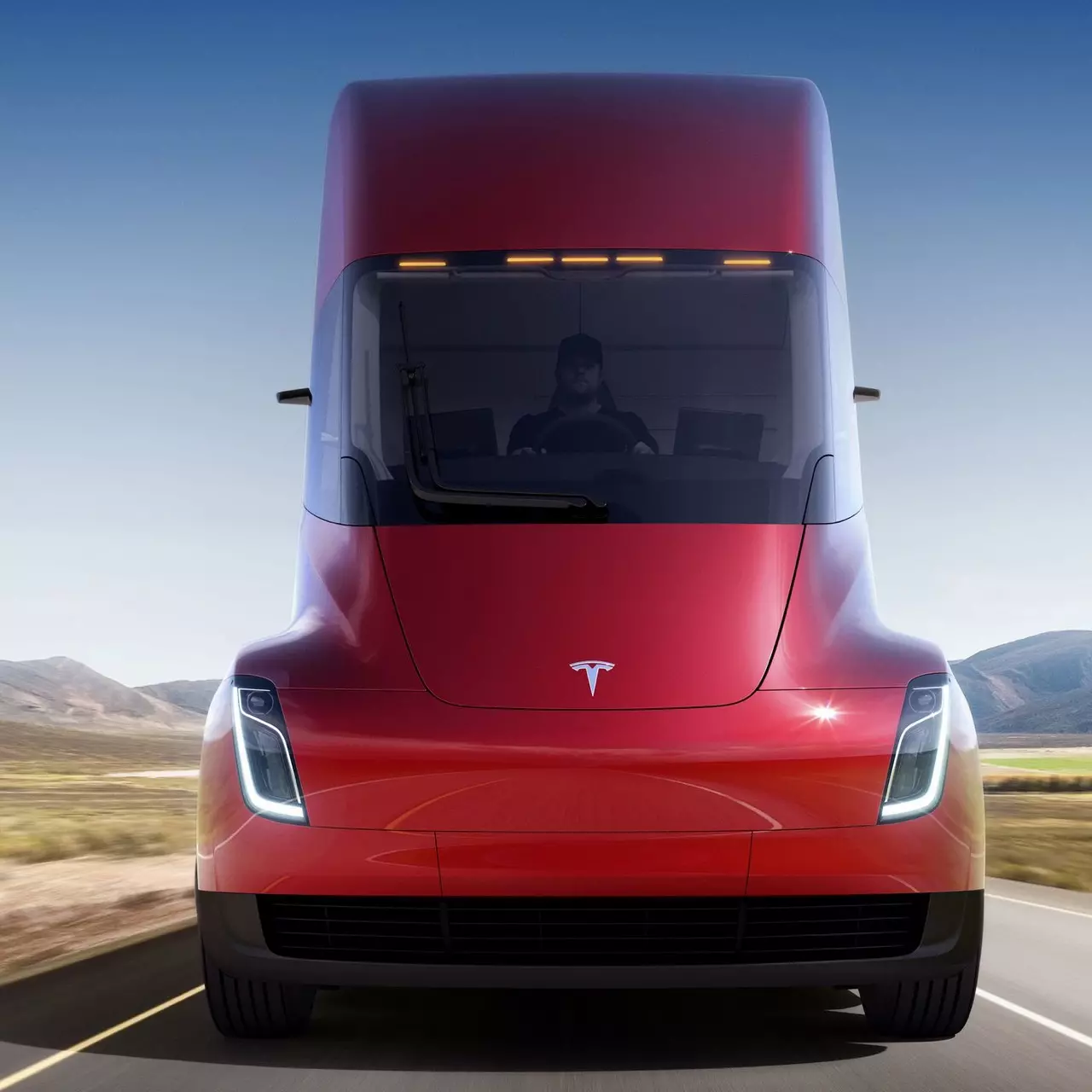 Tesla electric online lorry