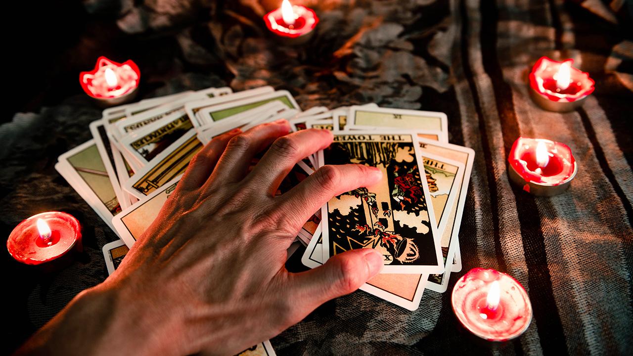 .ดูดวงไพ่ยิปซี รายปักษ์ 16-31 พฤษภาคม 2565 การเงิน การงาน ความรัก ครบทั้ง 12 ราศี.