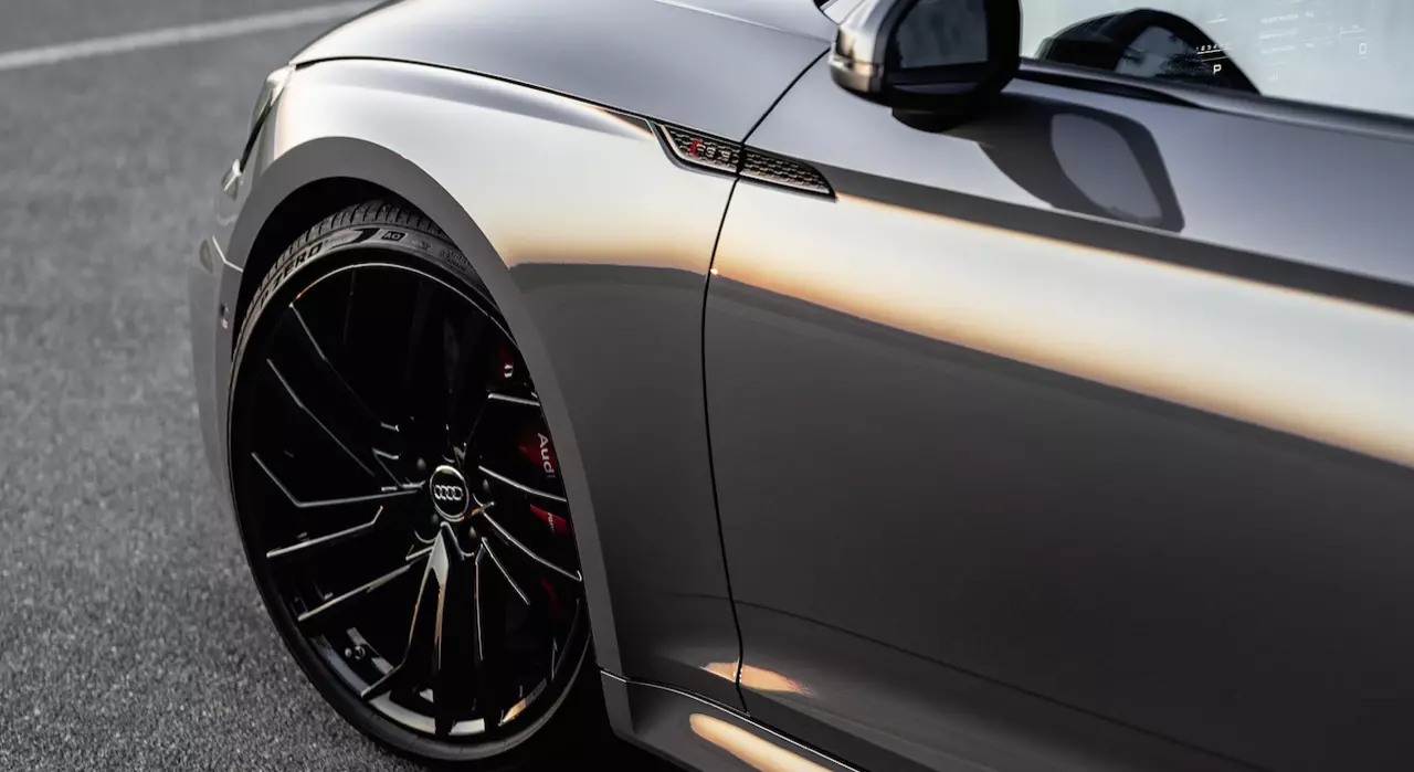 ขับสี่ ขี่แล้วหล่อ AUDI THAILAND เปิดตัวสปอร์ตคูเป้บ้าพลัง AUDI RS5 COUPE QUATTRO 