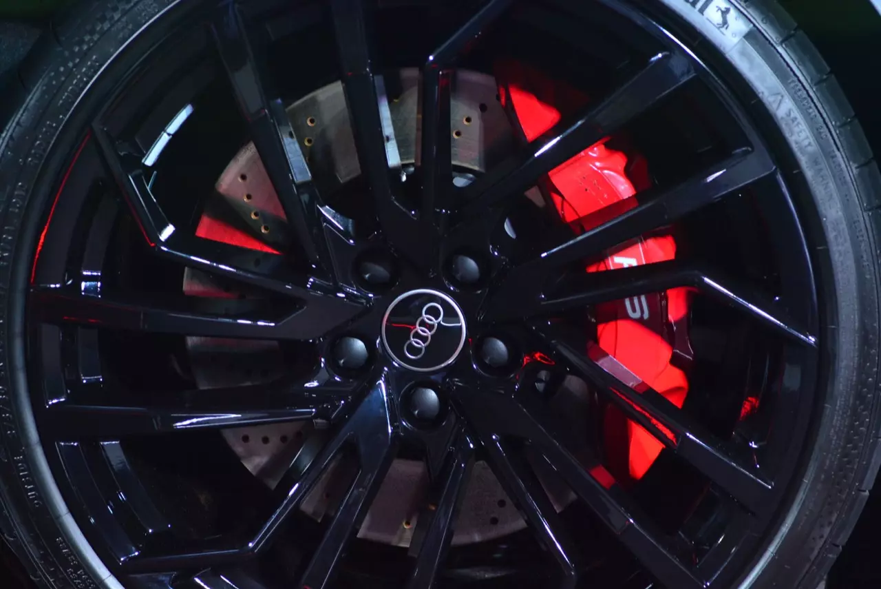 ขับสี่ ขี่แล้วหล่อ AUDI THAILAND เปิดตัวสปอร์ตคูเป้บ้าพลัง AUDI RS5 COUPE QUATTRO 