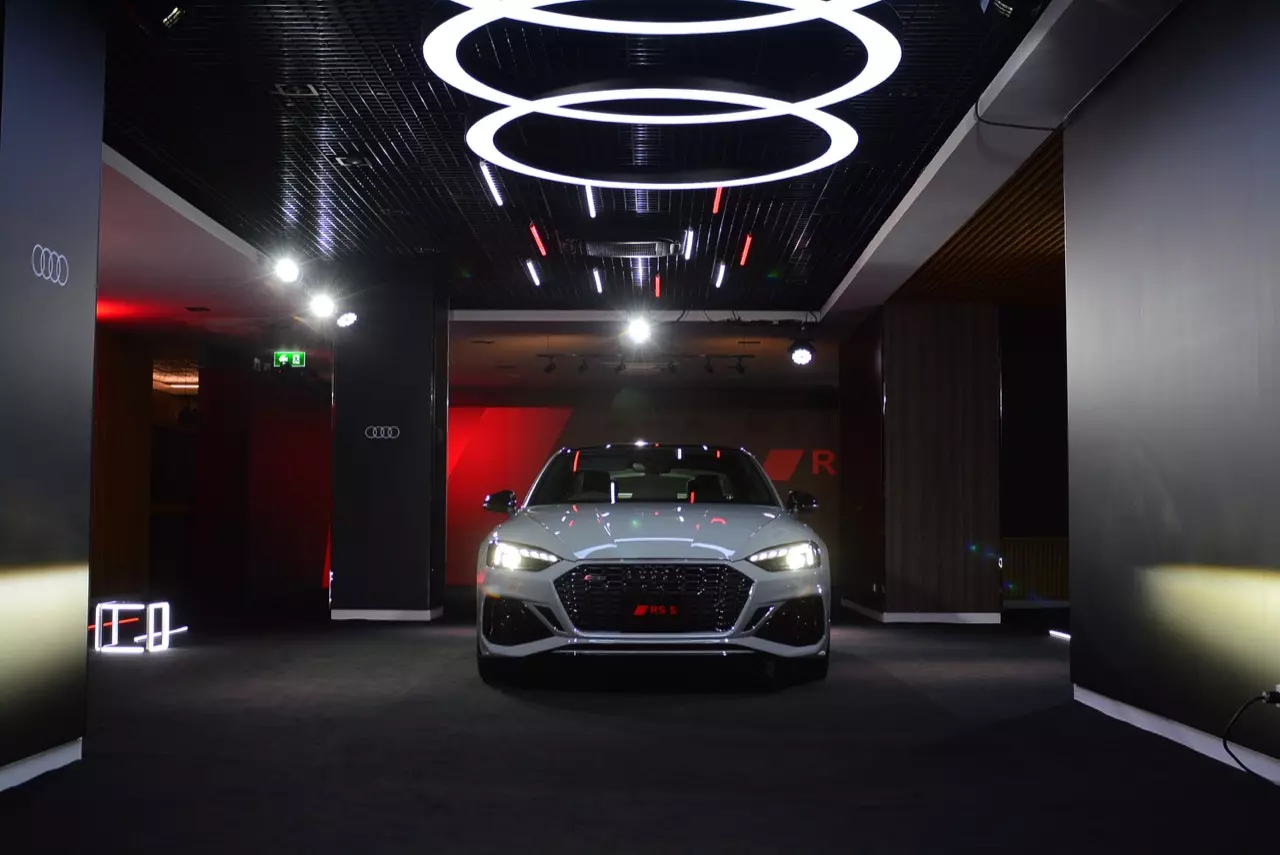 ขับสี่ ขี่แล้วหล่อ AUDI THAILAND เปิดตัวสปอร์ตคูเป้บ้าพลัง AUDI RS5 COUPE QUATTRO 