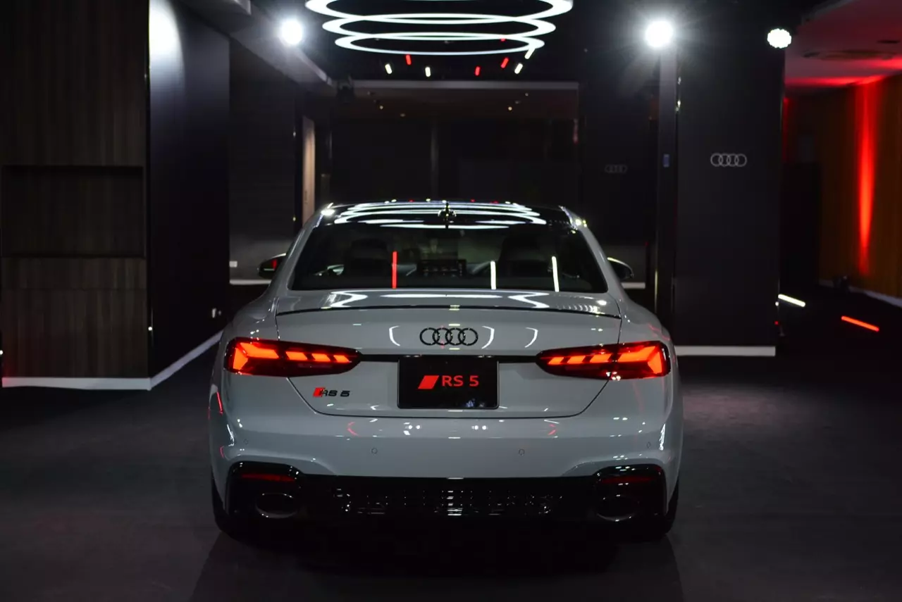 ขับสี่ ขี่แล้วหล่อ AUDI THAILAND เปิดตัวสปอร์ตคูเป้บ้าพลัง AUDI RS5 COUPE QUATTRO 