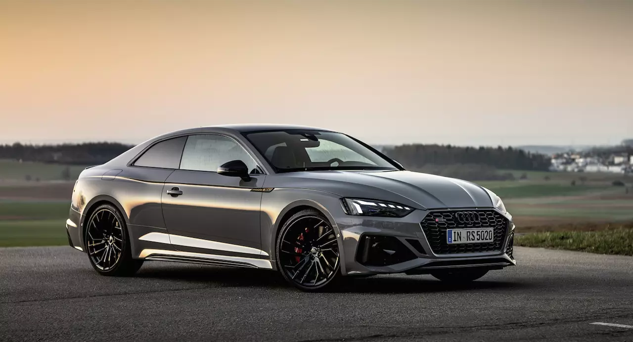 ขับสี่ ขี่แล้วหล่อ AUDI THAILAND เปิดตัวสปอร์ตคูเป้บ้าพลัง AUDI RS5 COUPE QUATTRO 