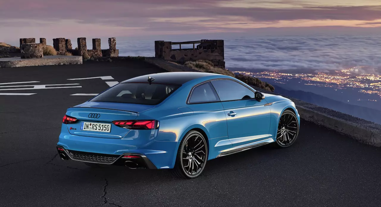 ขับสี่ ขี่แล้วหล่อ AUDI THAILAND เปิดตัวสปอร์ตคูเป้บ้าพลัง AUDI RS5 COUPE QUATTRO 