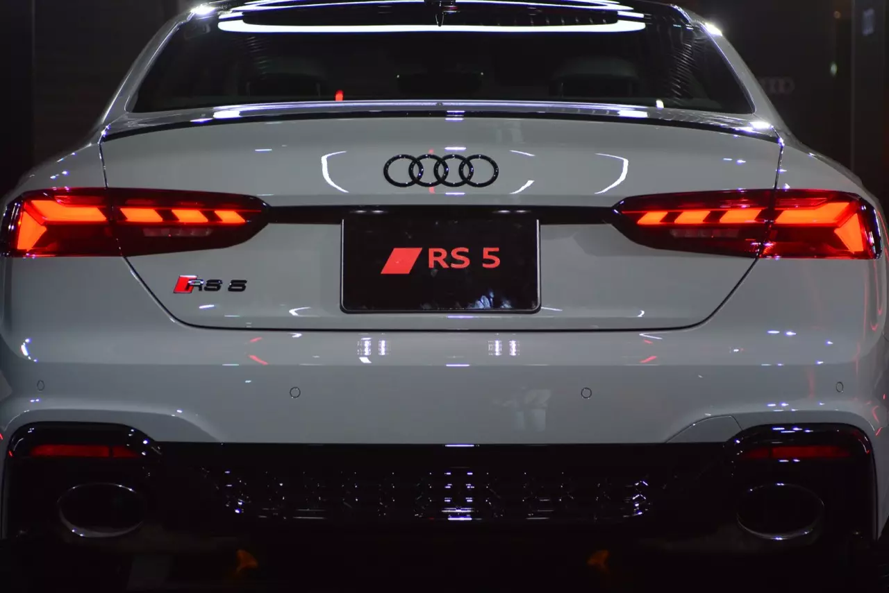 ขับสี่ ขี่แล้วหล่อ AUDI THAILAND เปิดตัวสปอร์ตคูเป้บ้าพลัง AUDI RS5 COUPE QUATTRO 