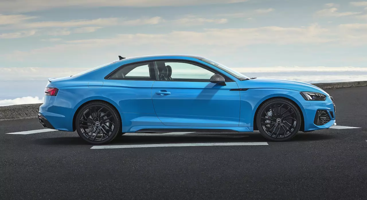 ขับสี่ ขี่แล้วหล่อ AUDI THAILAND เปิดตัวสปอร์ตคูเป้บ้าพลัง AUDI RS5 COUPE QUATTRO 