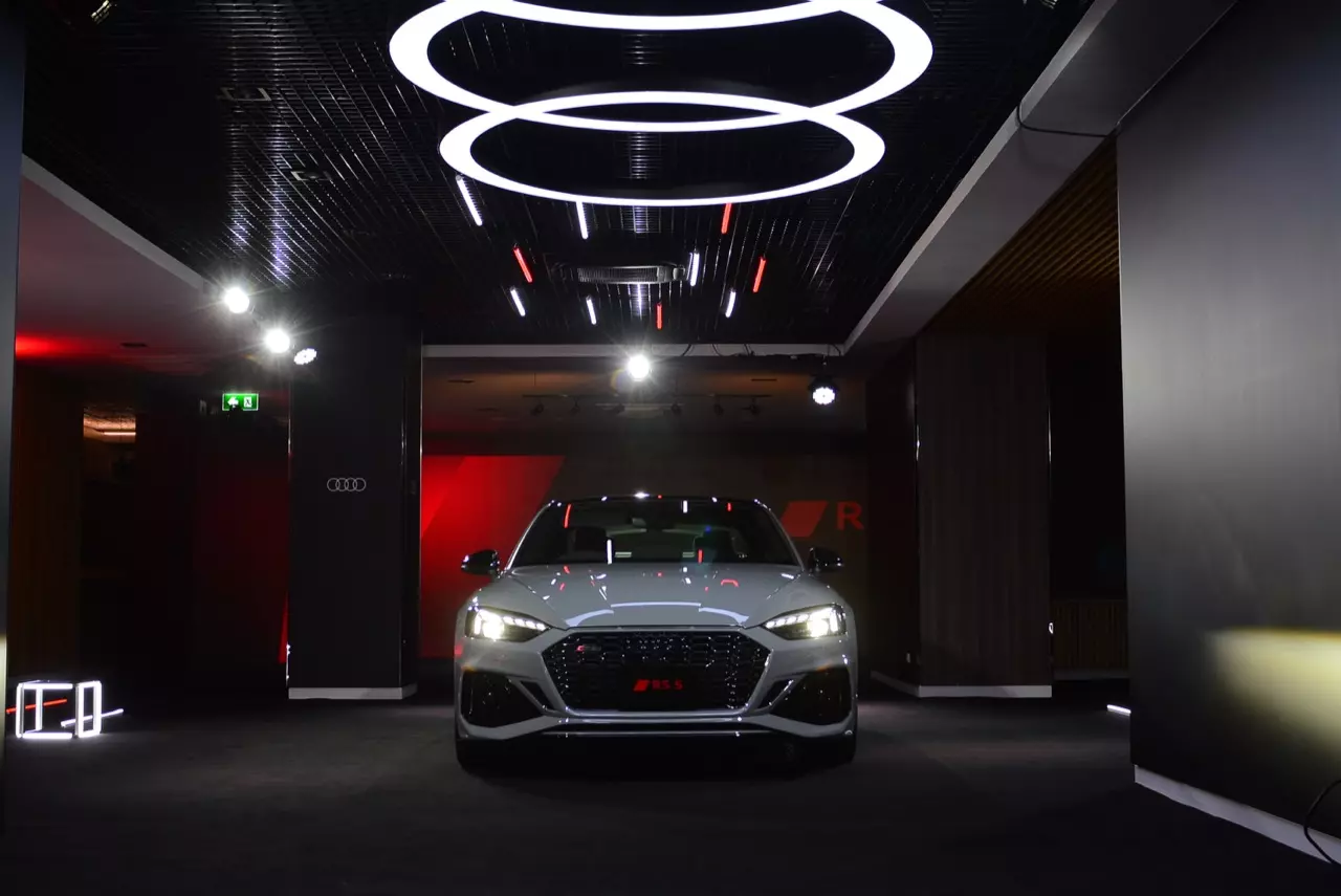 ขับสี่ ขี่แล้วหล่อ AUDI THAILAND เปิดตัวสปอร์ตคูเป้บ้าพลัง AUDI RS5 COUPE QUATTRO 