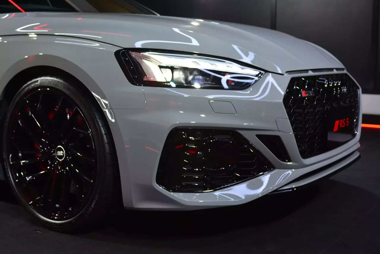 ขับสี่ ขี่แล้วหล่อ AUDI THAILAND เปิดตัวสปอร์ตคูเป้บ้าพลัง AUDI RS5 COUPE QUATTRO 