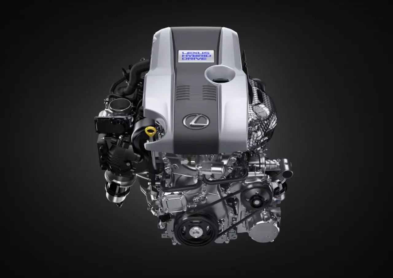 ลองของหล่อ ทดสอบพระรอง LEXUS IS300h LUXURY
